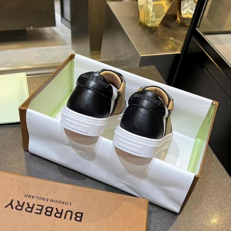 Burberry Low Shoes